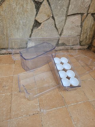 Estantes transparentes para nevera SAMSUNG.