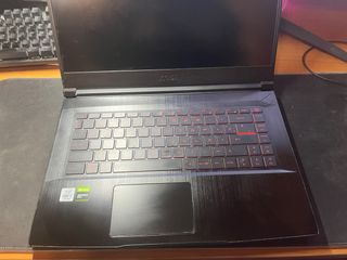 Portátil MSI GF65 Thin 10SDR Laptop