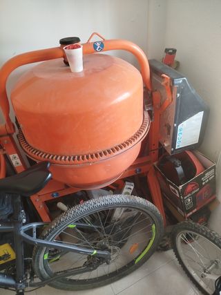 Hormigonera Naranja