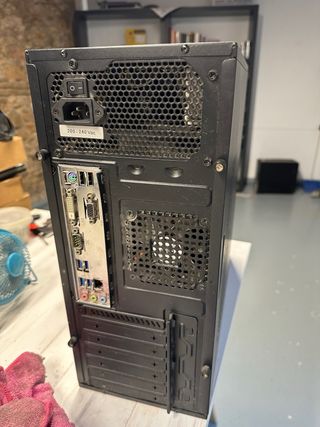 PC Intel i7-4790 3.60GHz 8GB RAM HD 4400