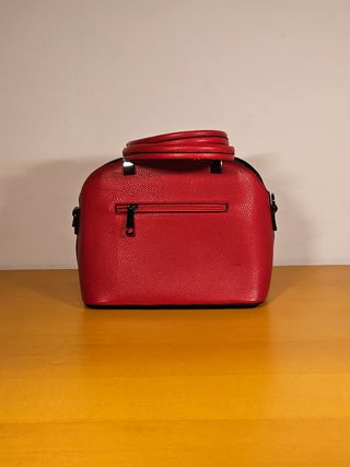 Borsetta rossa finta pelle con tracolla