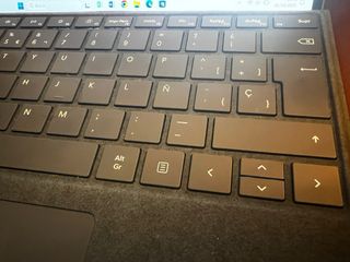 Microsoft Surface Pro 9 256GB + Lápiz + Teclado