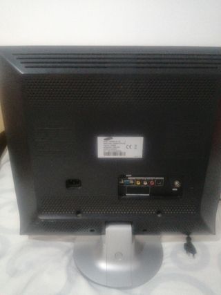 Monitor Samsung Plata y Negro