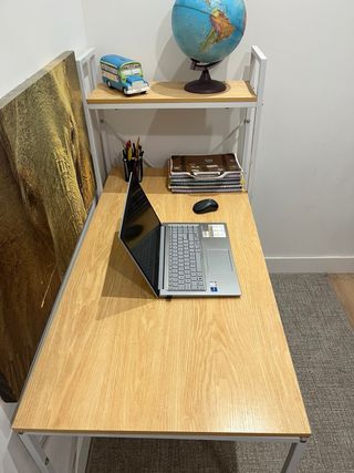 Mesa de estudio madera y metal