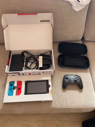 Nintendo Switch con accesorios