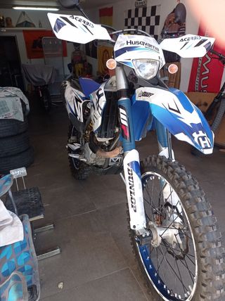 Husqvarna 350 FE de  Enduro matrículada 2013