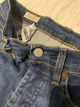 Pantalón vaquero Levi's 519 azul