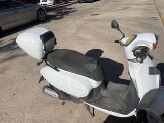 Moto Daelim Besbi 125cc
