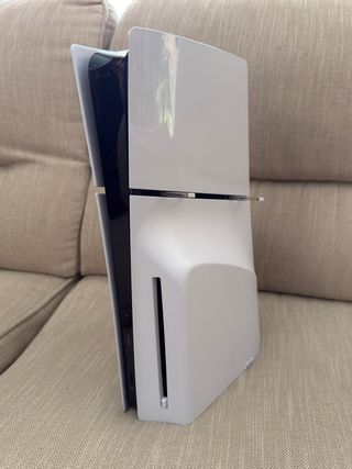 PS5 Slim 1TB con lector de discos – Impecable