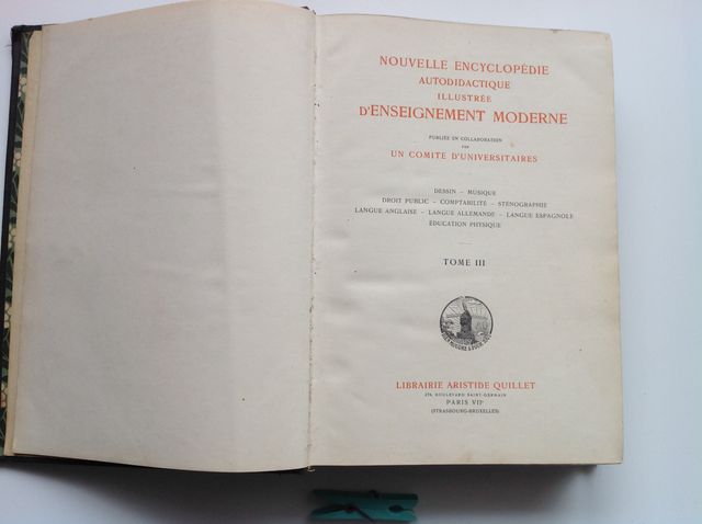 Antica Enciclopedia francese del 1922