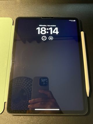 iPad Pro 11 2018 256GB + Apple Pencil + Teclado
