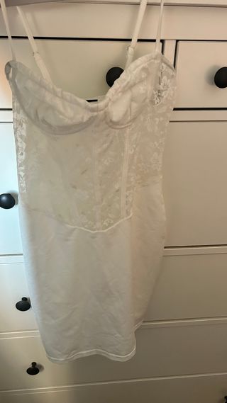 Vestido blanco encaje