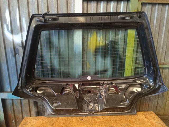 Portón Citroën Saxo VTS