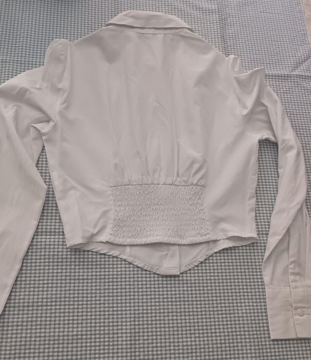 Camisa blanca entallada talla XS