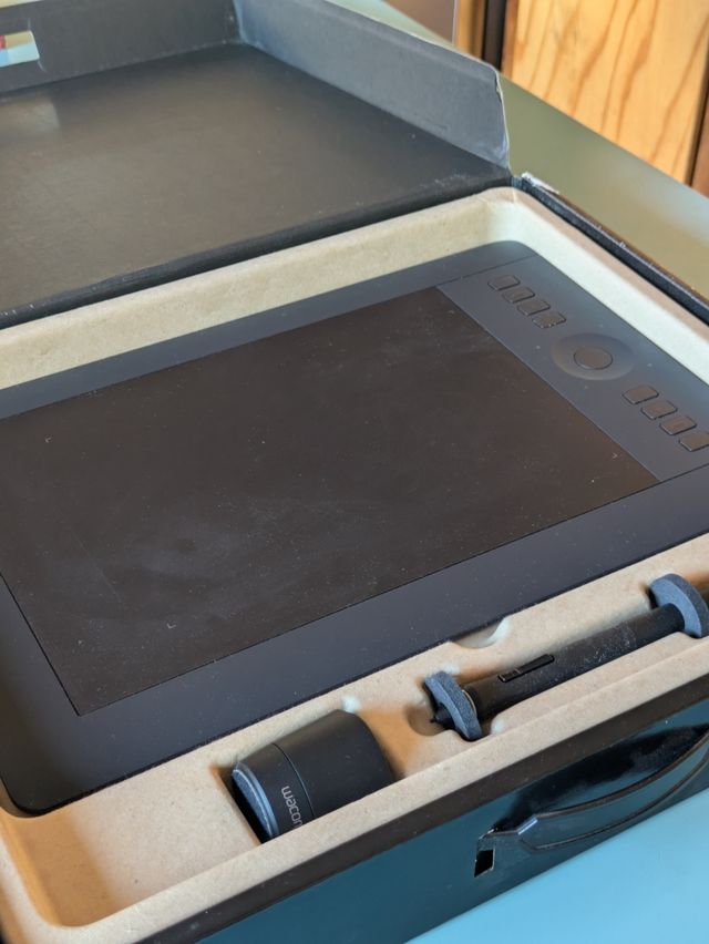 Wacom Intuos Pro Medium - Tableta Gráfica