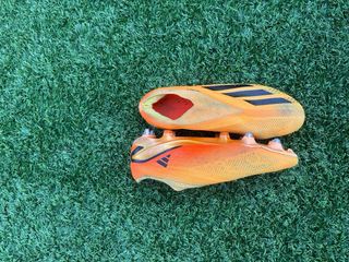 Adidas X
TALLA 43-1/3