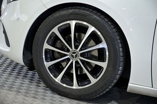 Mercedes Clase A MERCEDES-BENZ  A 180 d