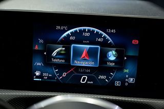 Mercedes Clase A MERCEDES-BENZ  A 180 d