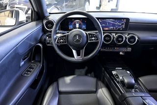 Mercedes Clase A MERCEDES-BENZ  A 180 d