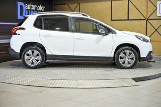 Peugeot 2008   Style 1.6 BlueHDi 73KW 100CV 