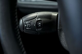 Peugeot 2008   Style 1.6 BlueHDi 73KW 100CV 