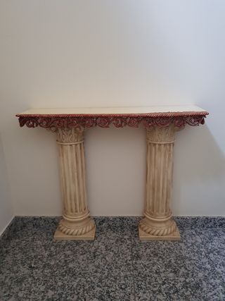 Entradita de columnas estilo clásico