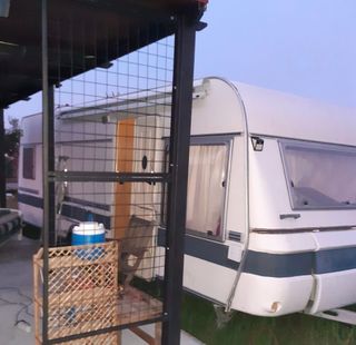Caravana finca campo
