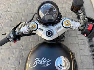 Triumph Bobber TFC
