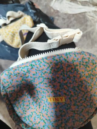 Bandolera niña floral azul y amarilla