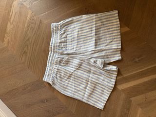Pantalones cortos a rayas