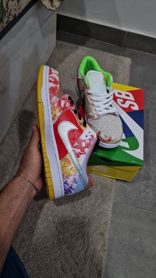 Nike SB Dunk Low Street Hawker