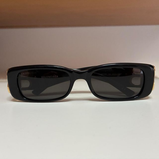 Gafas de Sol Balenciaga Negras y Doradas