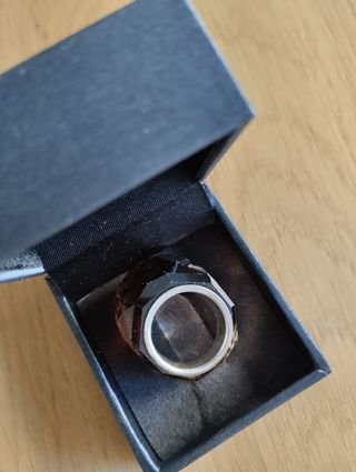 Anillo ahumado natural.