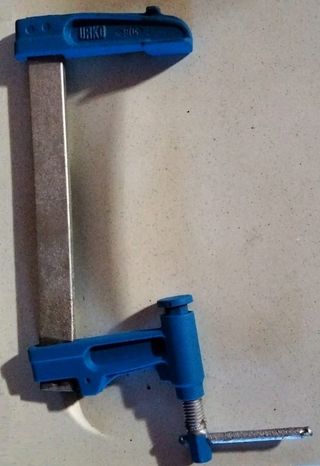 Sargentos de apriete URKO 