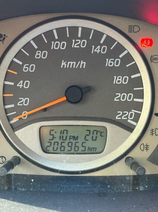 Nissan Almera 2002