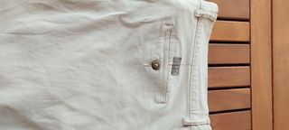 Pantalón largo beige hombre