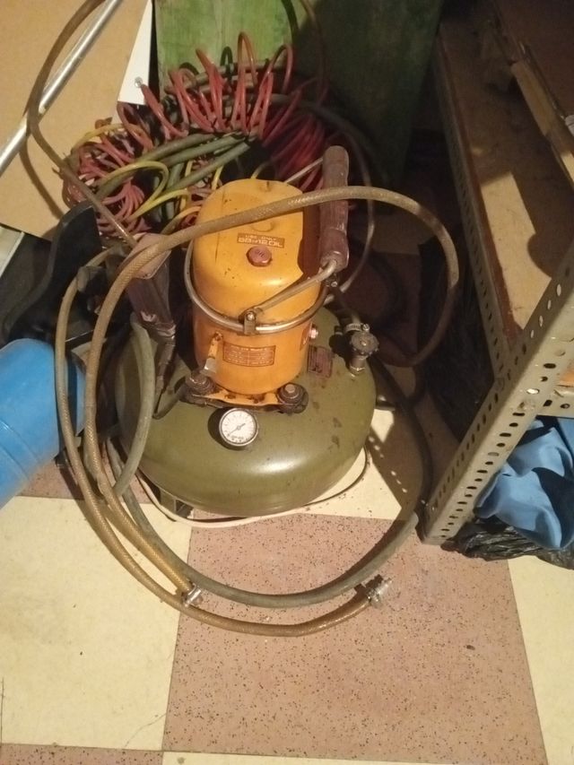 Compresor de aire con mangueras