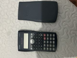 Calculadora Casio fx-82MS