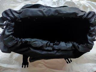 Borsa da bicicletta nera e rossa
