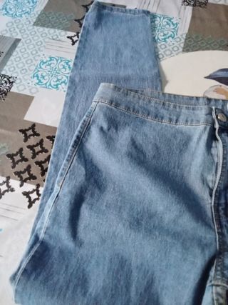 Pantalón vaquero azul