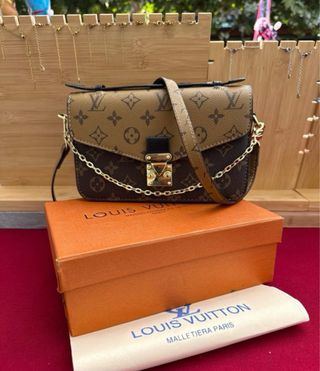 Bolso Louis Vuitton Marrón y Dorado