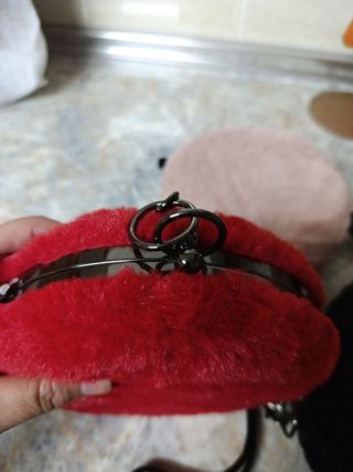 Bolso redondo fiesta peludo
