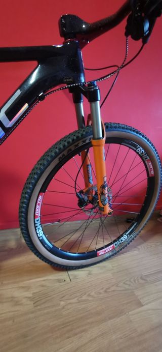 Bicicleta BMC 29 Carbono Montaña talla m.