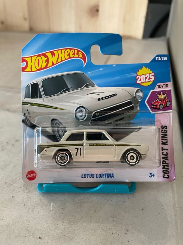 Hot Wheels Lotus Cortina 2025 213/250