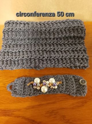 Scaldacollo grigio con perle