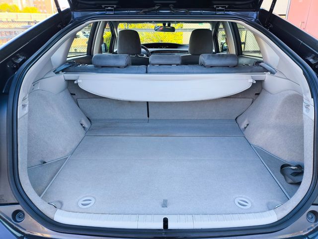 TOYOTA Prius 1.8 HSD EXECUTIVE