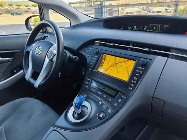 TOYOTA Prius 1.8 HSD EXECUTIVE
