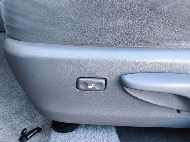TOYOTA Prius 1.8 HSD EXECUTIVE