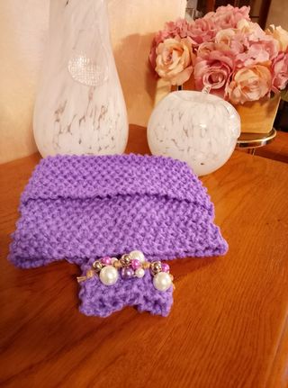 Scaldacollo viola con perle