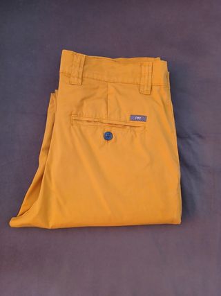 Chinos slim fit + regalo (Tallas M/40)